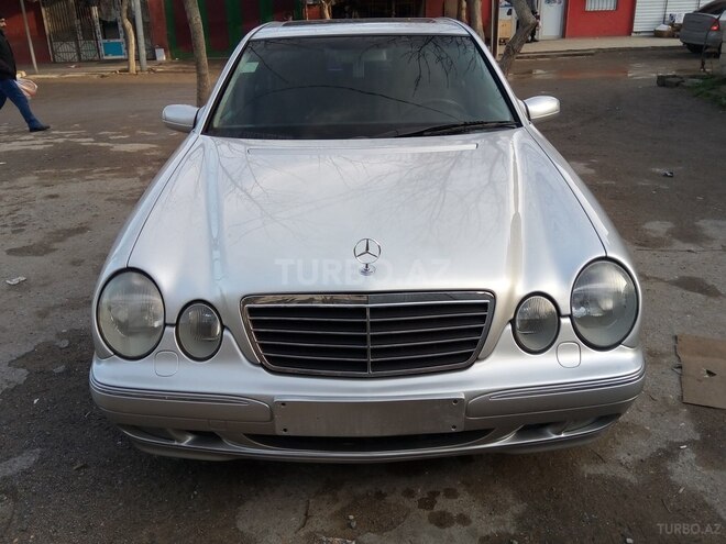 Mercedes E 240 2000, 264,982 km - 2.4 l - Ağcabədi