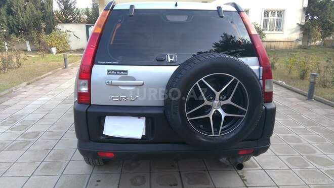 Honda CR-V 2002, 152,000 km - 2.4 l - Salyan