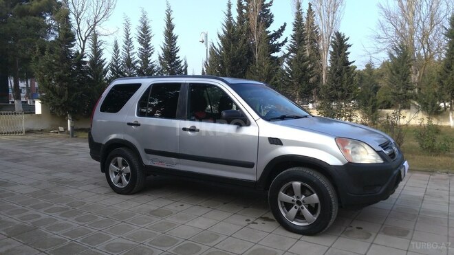 Honda CR-V 2002, 152,000 km - 2.4 l - Salyan