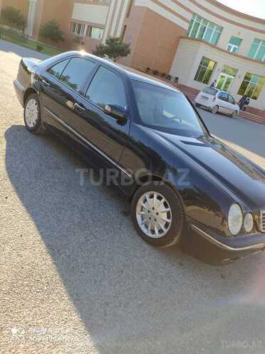 Mercedes E 270 1999, 487,520 km - 2.7 л - Sumqayıt