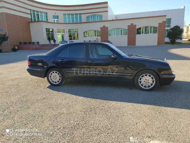 Mercedes E 270 1999, 487,520 km - 2.7 л - Sumqayıt