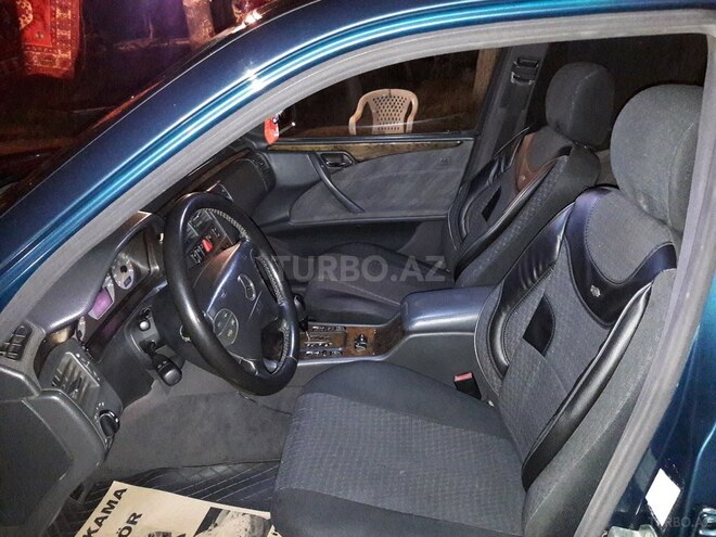Mercedes E 280 2000, 224,263 km - 2.8 л - Bakı