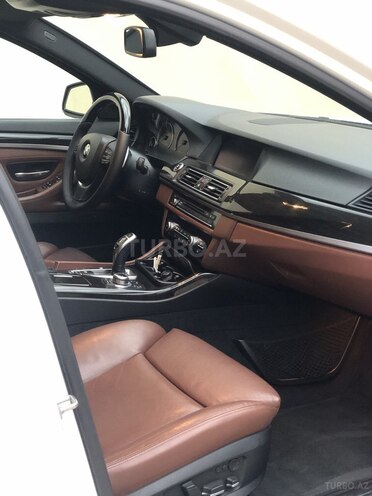 BMW 535 2011, 158,000 km - 3.0 л - Gəncə