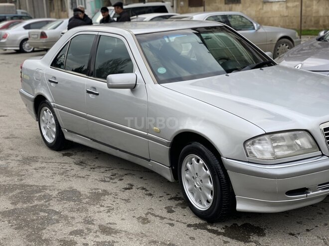 Mercedes C 200 1995, 327,622 km - 2.0 l - Bakı