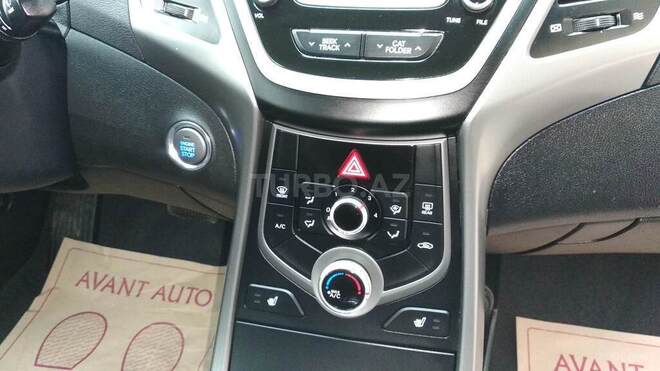 Hyundai Elantra 2015, 53,000 km - 1.8 l - Bakı