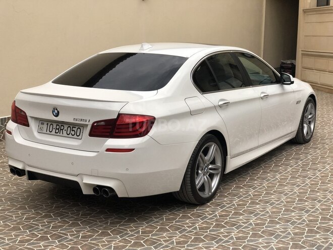 BMW 535 2011, 158,000 km - 3.0 л - Gəncə
