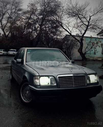 Mercedes E 230 1990, 1,885 km - 2.3 l - Şirvan