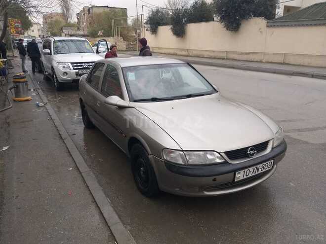 Opel Vectra 1997, 250,000 km - 2.0 l - Bakı