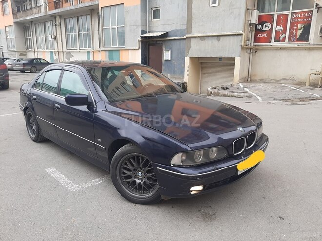 BMW 528 1999, 330,000 km - 2.5 l - Bakı
