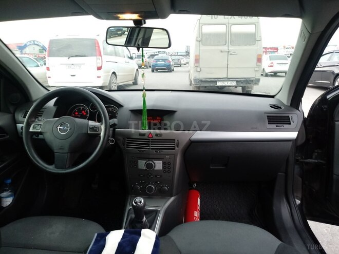 Opel Astra 2006, 200,000 km - 1.3 l - Bakı