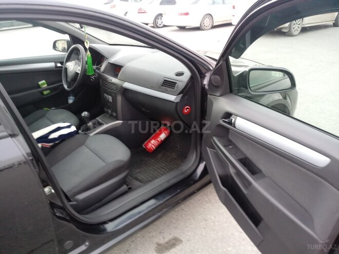 Opel Astra 2006, 200,000 km - 1.3 l - Bakı