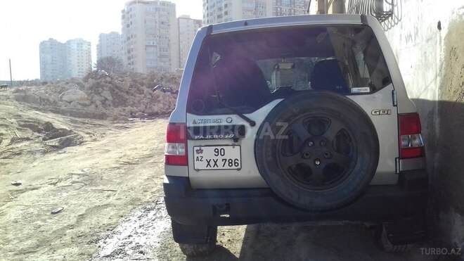 Mitsubishi Pajero io 1999, 239,000 km - 1.8 л - Bakı