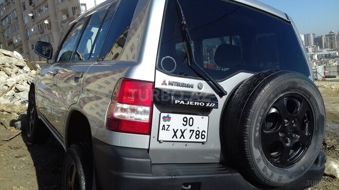 Mitsubishi Pajero io 1999, 239,000 km - 1.8 л - Bakı
