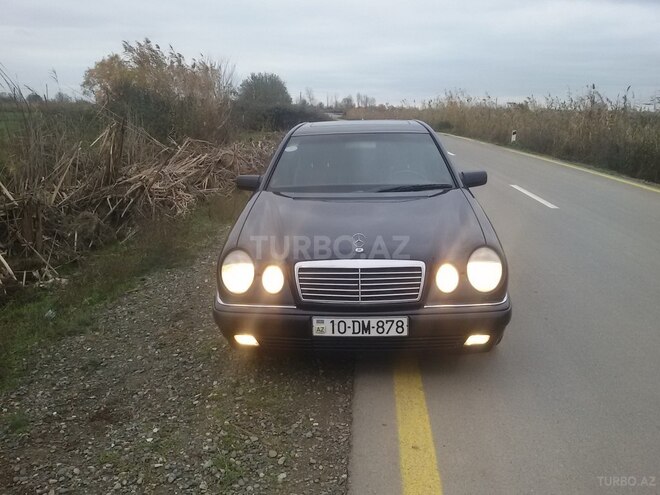 Mercedes E 290 1997, 270,000 km - 2.9 l - İmişli