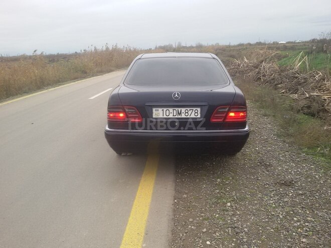 Mercedes E 290 1997, 270,000 km - 2.9 l - İmişli