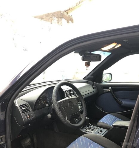 Mercedes C 180 1999, 176,000 km - 1.8 л - Bakı
