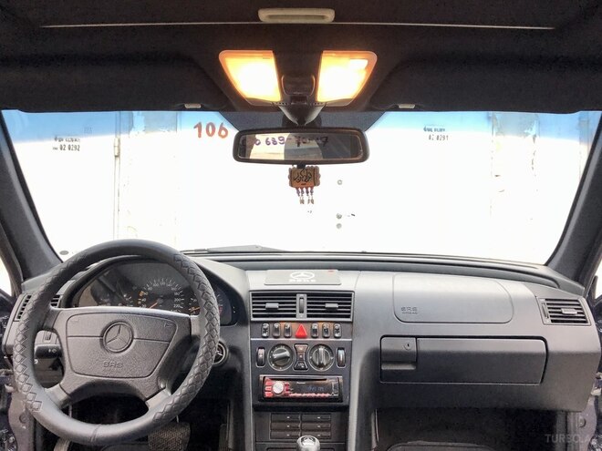 Mercedes C 180 1999, 176,000 km - 1.8 л - Bakı
