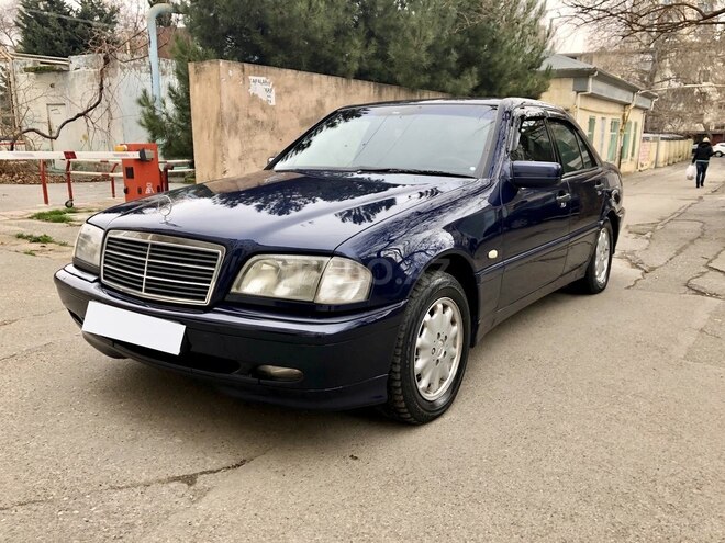 Mercedes C 180 1999, 176,000 km - 1.8 л - Bakı