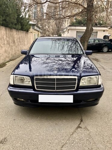 Mercedes C 180 1999, 176,000 km - 1.8 л - Bakı