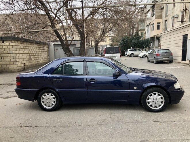 Mercedes C 180 1999, 176,000 km - 1.8 л - Bakı