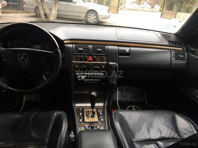Mercedes E 270 2000, 477,000 km - 2.7 l - Bakı