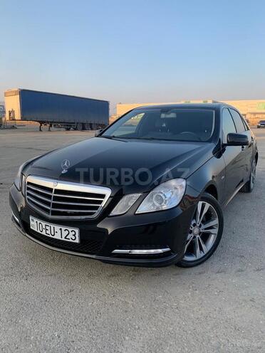 Mercedes E 220 2010, 242,000 km - 2.2 l - Bakı