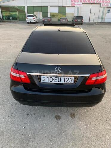 Mercedes E 220 2010, 242,000 km - 2.2 l - Bakı