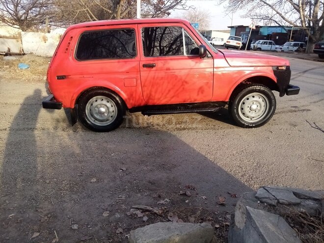 LADA (VAZ) Niva 1990, 250,000 km - 1.7 l - Qazax
