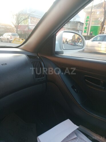 Hyundai Elantra 2008, 288,690 km - 1.6 л - Şəki