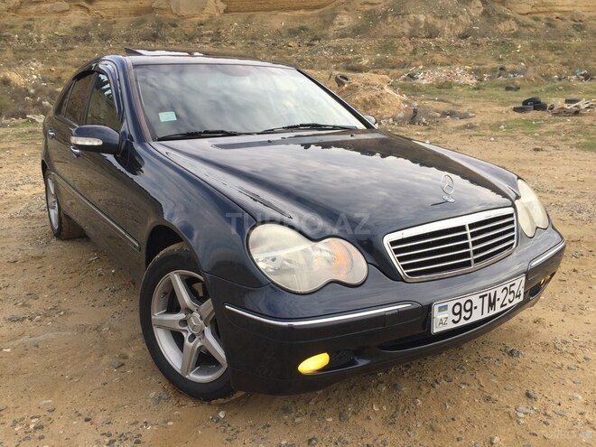 Mercedes C 240 2000, 235,000 km - 2.6 l - Bakı