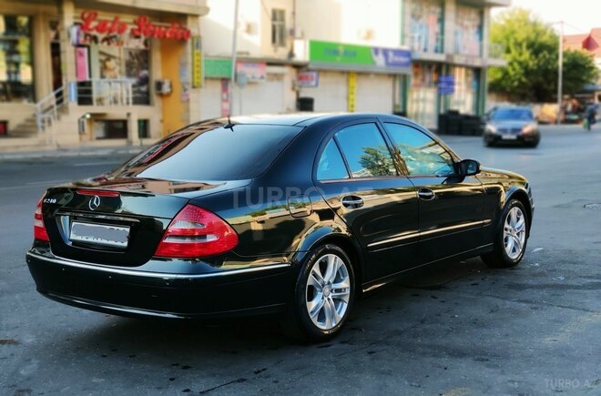 Mercedes E 240 2002, 250,000 km - 2.6 l - Bakı