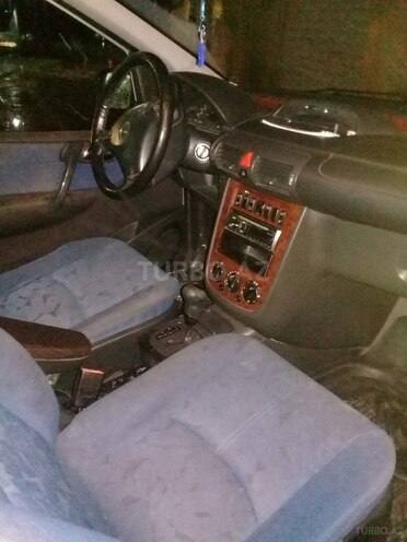 Mercedes Vaneo 2002, 245,000 km - 1.9 l - Bakı