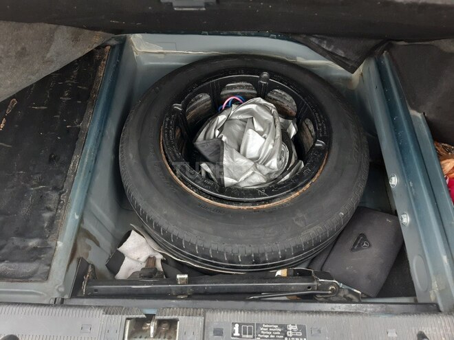 Mercedes E 240 1998, 275,000 km - 2.4 l - Bakı