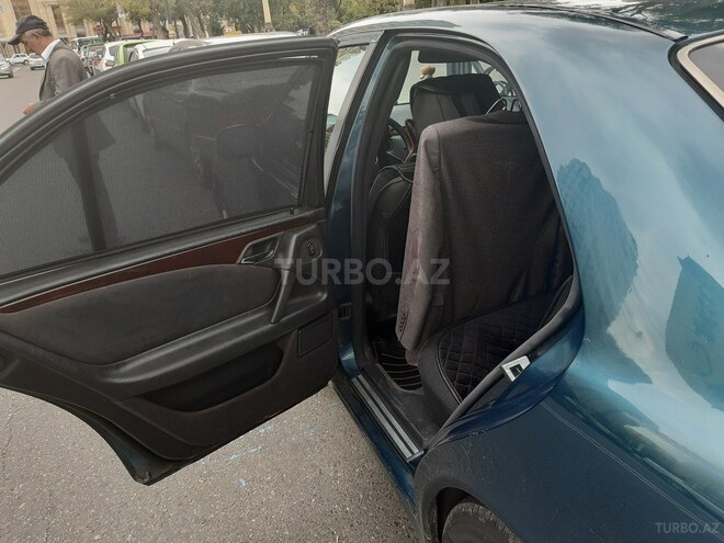 Mercedes E 240 1998, 275,000 km - 2.4 l - Bakı