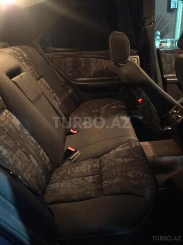 Mercedes E 280 1997, 250,000 km - 0.3 l - Gəncə