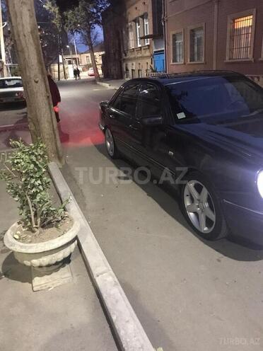 Mercedes E 280 1997, 250,000 km - 0.3 l - Gəncə
