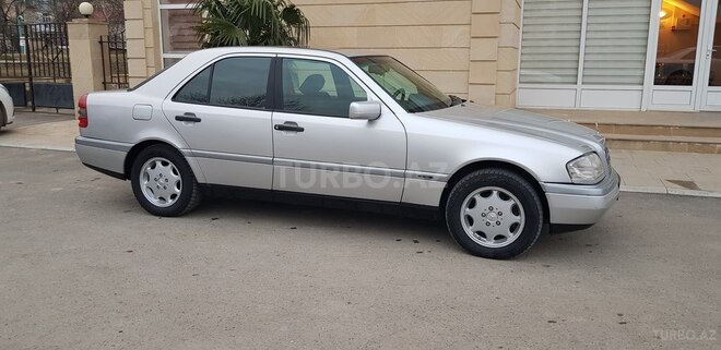 Mercedes C 180 1996, 284,000 km - 1.8 л - Şirvan