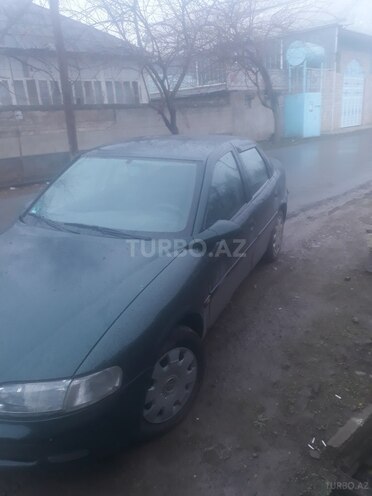 Opel Vectra 1997, 200,000 km - 1.8 l - Tovuz