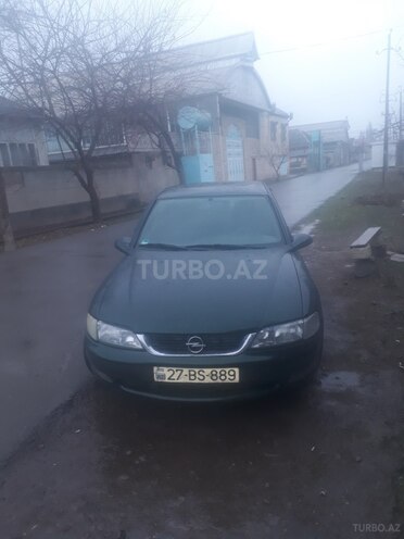 Opel Vectra 1997, 200,000 km - 1.8 l - Tovuz
