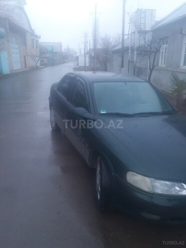Opel Vectra 1997, 200,000 km - 1.8 l - Tovuz