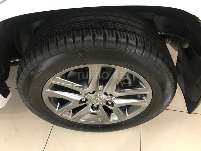 Toyota Land Cruiser 2013, 60,000 km - 4.0 l - Bakı