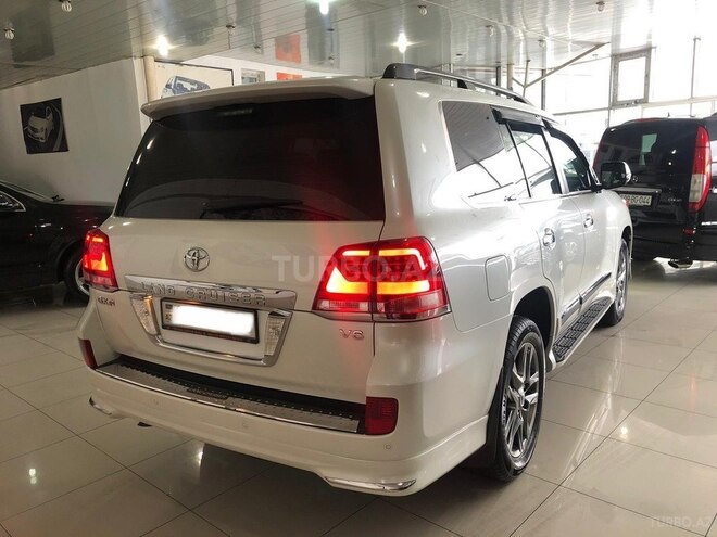 Toyota Land Cruiser 2013, 60,000 km - 4.0 l - Bakı