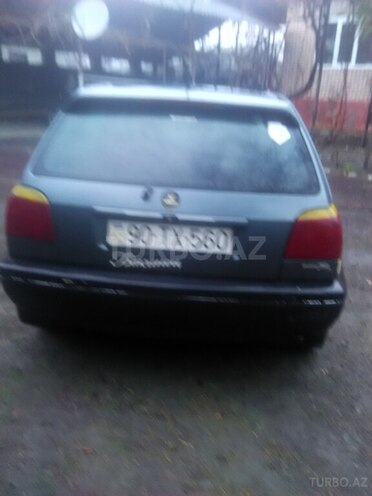 Volkswagen Golf 1995, 21,100 km - 1.8 l - Zaqatala