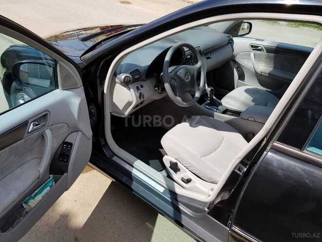 Mercedes C 220 2003, 375,000 km - 2.2 л - Salyan