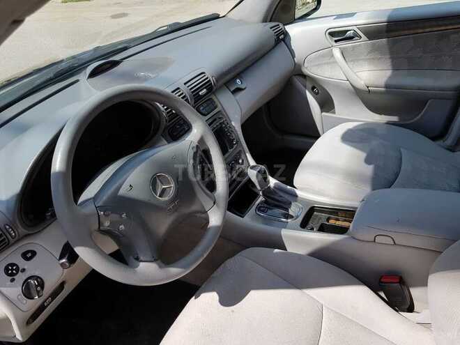 Mercedes C 220 2003, 375,000 km - 2.2 л - Salyan