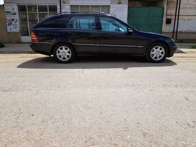 Mercedes C 220 2003, 375,000 km - 2.2 л - Salyan