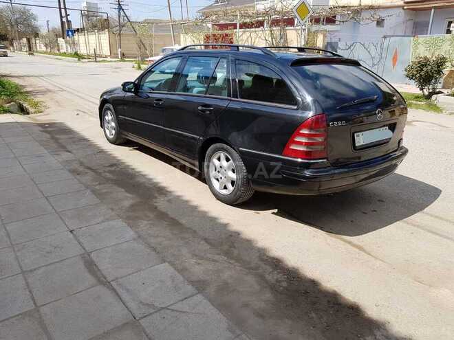 Mercedes C 220 2003, 375,000 km - 2.2 л - Salyan