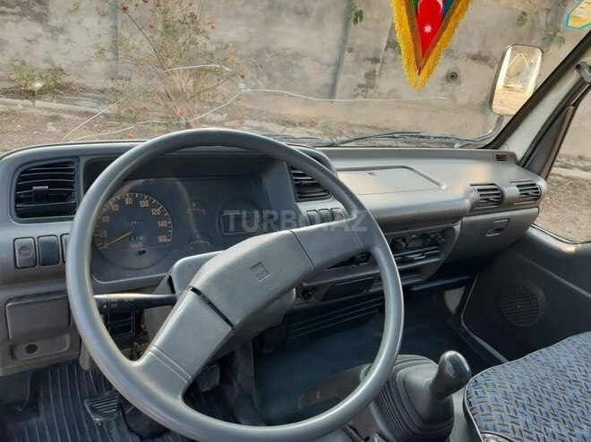 Isuzu NKR 55 E 2008, 210,000 km - 2.8 l - Gəncə