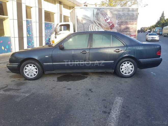 Mercedes E 230 1997, 315,000 km - 2.3 l - Bakı