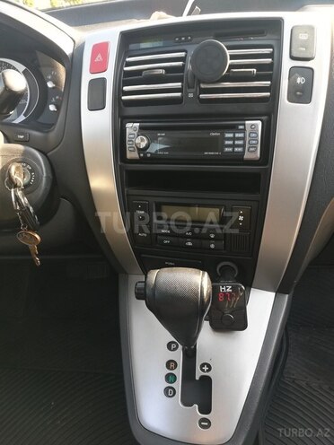 Hyundai Tucson 2007, 200,000 km - 2.0 l - Bakı